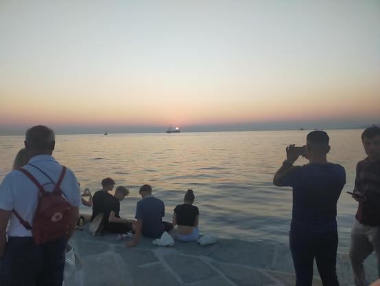 Atardecer en el Mollo Audace de Trieste 