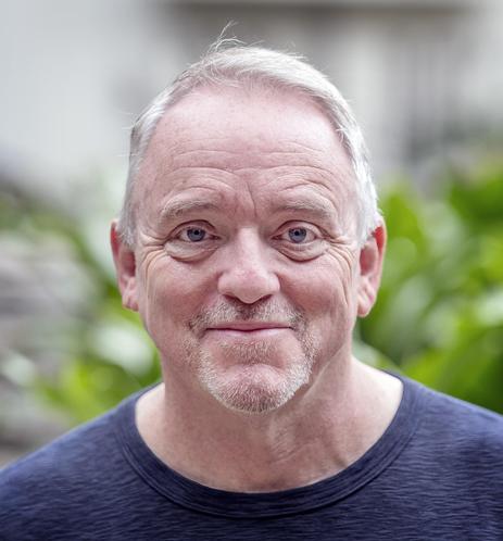 Head shot of author Dennis Lehane.