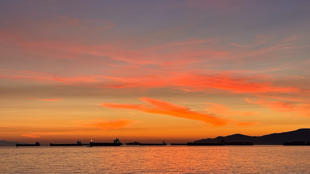beautiful #sunset over the Salish Sea  as seen from English Bay beach in #Vancouver #BC.