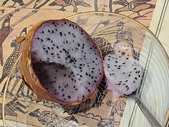 Dragon fruit 