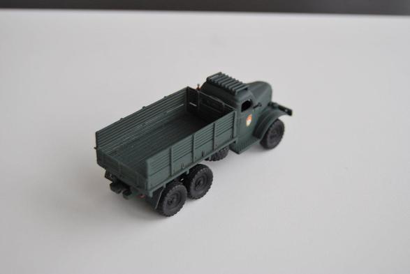 Trumpeter Soviet Army Truck ZIL-157 1/72 scale model