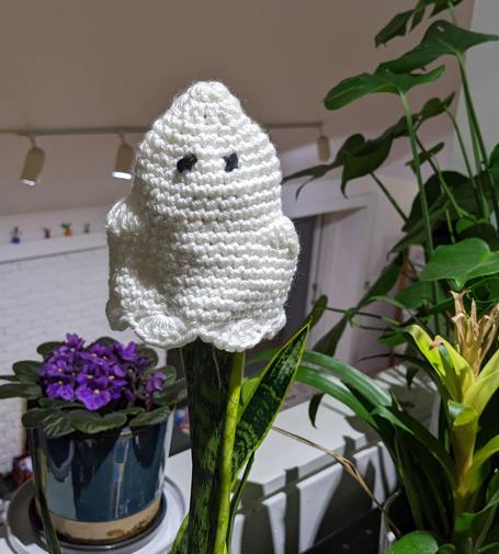 Crocheted ghost 