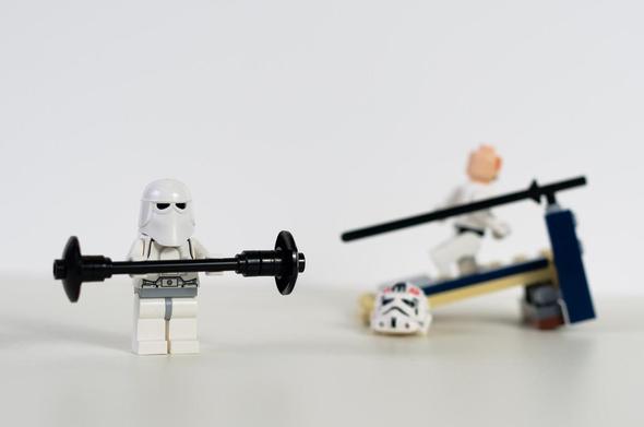 better event outcomes: Two Star Wars Lego stormtroopers doing gym exercises. Photo attribution: Flickr user chrish_99