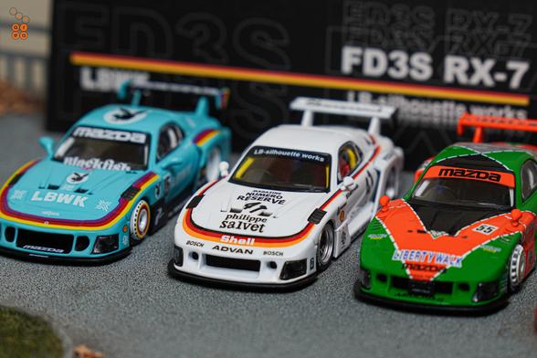 3 cars of Mazda RX-7 FD3S, LB-Super Silhouette by iNNO64 in 1:64 scale on AREA 164
