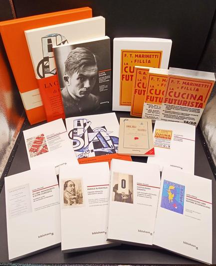 Set of variois books by BIBLOHAUS, among wich the book mentioned in the post and the re edition fo la CUCINA FUTURISTA