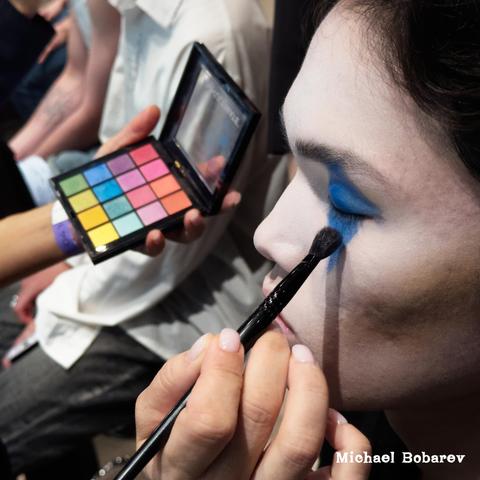 Акценты #FashionDesign #BoldFashion #StyleAccents #DesignerOutfit #ModernFashion #FashionInspiration #FashionDetails #StreetStyle #HighFashion #StyleTrends #StatementFashion #CreativeFashion #FashionInnovation
#MinimalistFashion #FashionPhotography Edited in: #CaptureOne credit: https://www.bobarev.com

Любимая работа - это реально
https://www.jjbk.ru