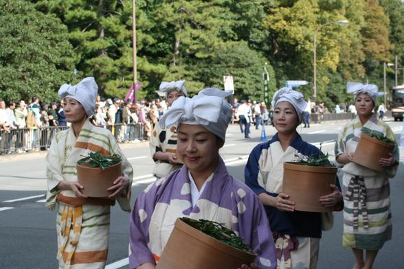 Costumed participants in the Jidai Matsuri parade.