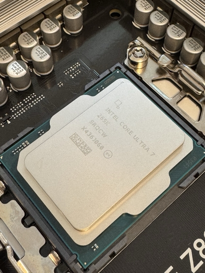 Intel Core Ultra 7 265K