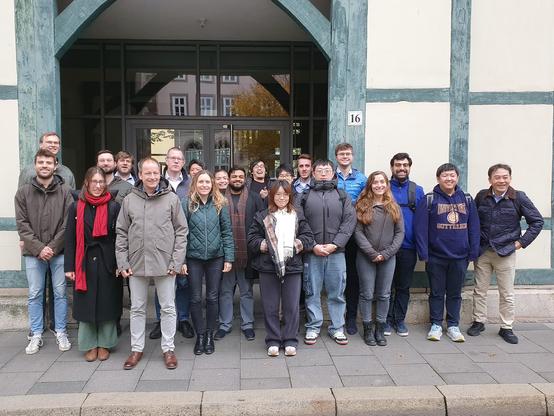 Meeting participants in front of the Heyne-Haus in Göttingen.