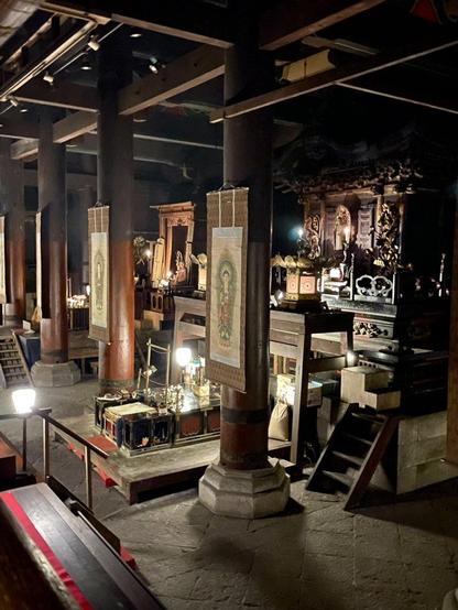 New Year's Konponchudo Naijin. The #hangingscroll (#kakemono) of Shichibutsu Yakushi was enshrined.
#BuddhistArt #Buddhism