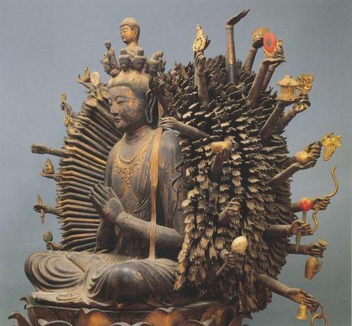 Sitting statue of Thousand Hands #Kannon (Geji-ji, #Japan).
#BuddhistArt #Buddhism