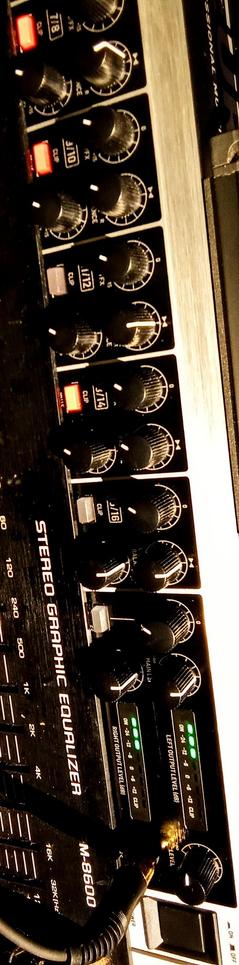 Behringer RX 1602 Instrument mixer 