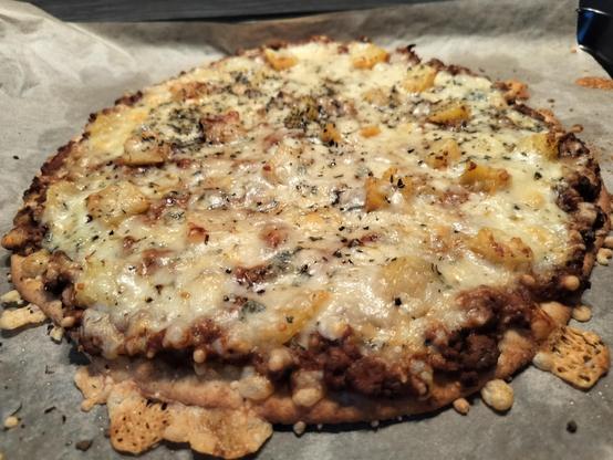Home made pizza 