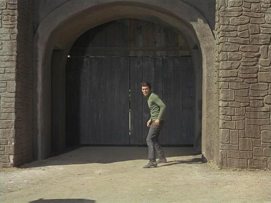 THE TIME TUNNEL: Hurled backwards through time, Dr. Tony Newman (James Darren) finds himself at the battle of the Alamo.
