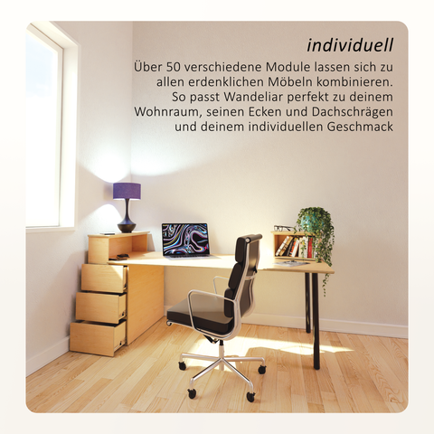Auf diesem Bild ist ein Schreibtisch zu sehen, bei dem die linken Tischbeine durch drei schmale, aber tiefe Schubladenmodule ersetzt wurden, die leicht geöffnet sind. Davor steht in Schreibtischstuhl auf Rollen, auf dem Tisch ist eine Lampe, ein Laptop, eine Brille, ein paar Bücher und eine kleine Hängepflanze zu sehen.