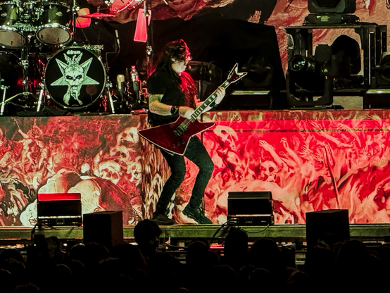 Testament, Glasgow 