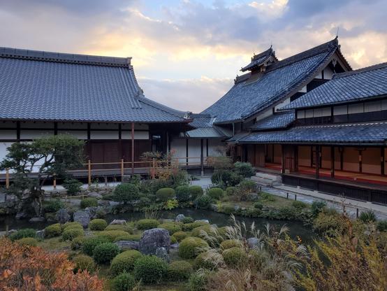 Looking down at Toji-in's north garden from the Seiren-tei teahouse.