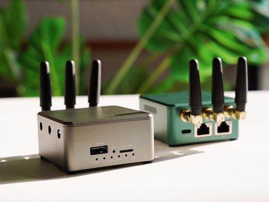 Banana Pi BPI-R3 Mini 
#Router board with #MediaTek #MT7986A(#Filogic 830) ,2G DDR RAM ,8G eMMC, Wi-Fi6 2.4G/5G with MT7976C, support 2x 2.5GbE ethernet port.
https://docs.banana-pi.org/en/BPI-R3_Mini/BananaPi_BPI-R3_Mini
#bananapi #wifi #openwrt #iot #network