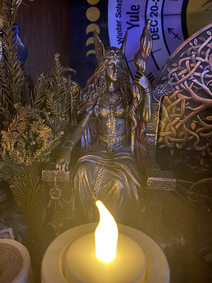 Goddess Frigg statuette