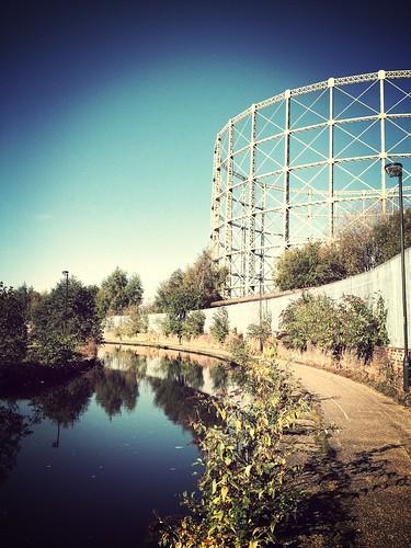 A photo titled "Gas Tower", taken near Bridge 7 by isla's dog n'bone on Flickr.