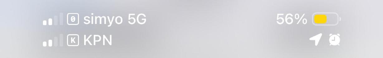 A screenshot of an iPhone with both Simyo and KPN having 2 if the 4 reception bars. Simyo is used for mobile data. 