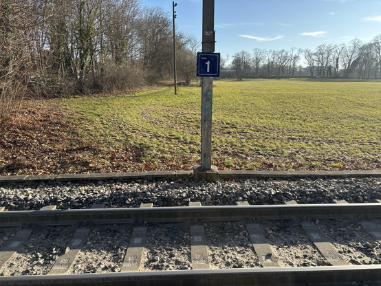 Gleis 1 Schild