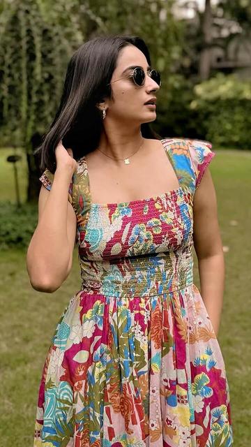 Looking for festive outfit inspiration? Namitha Pramod’s floral midi dress is your go-to choice. It’s a perfect mix of comfort, style, and festive charm that works for any occasion.