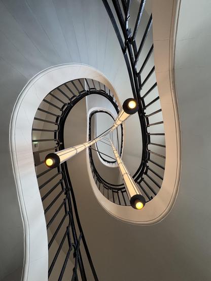 Double helix staircase from underneath