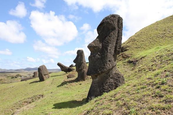 Quick Guide to Visiting Easter Island (Rapa Nui)—Moai Statues, Anakena Beach, Ahu Tongariki & More