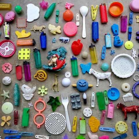 Collection-colorful-plastic-waste-objects