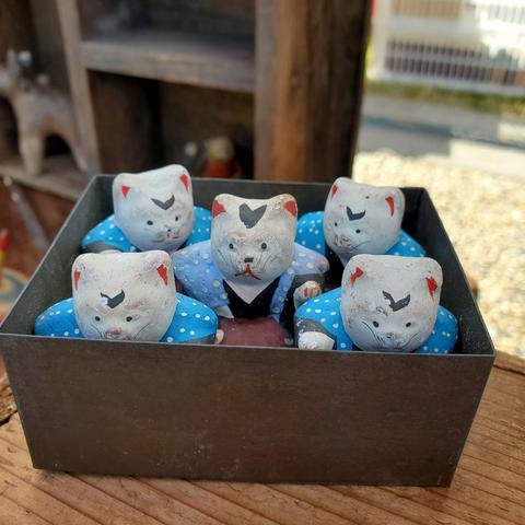 Part antique market, part flea market, part handicraft market and part food stall paradise, Tenjin-san sprawls in and around Kitano Tenmangu.