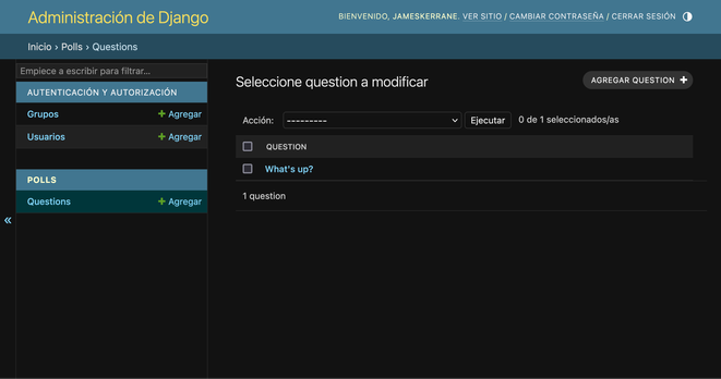 An administration dashboard for Django in Spanish, with a table labeled "Polls" with "Questions" entries.