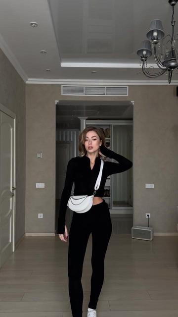 Women's Clothing Showrooms
