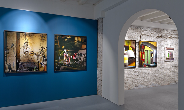 Photo exhibition ‘Exploring the Fields’ by Jacquie Maria Wessels at Galerie Fontana Amsterdam
