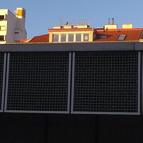 Zettel im Fenster: FCK FPO 