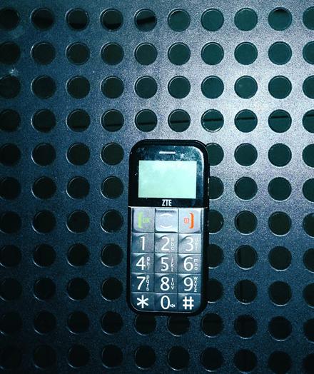 ZTE-G S202 classic cellphone photographed by me Theodoros Mpahoumas