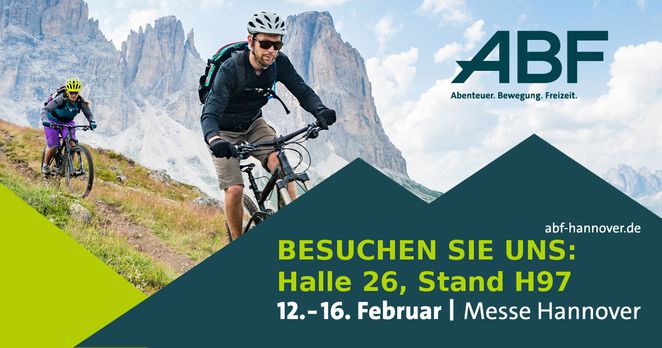 Zwei Radfahrende mit Rucksack auf dem Rücken fahren mit ihren Rädern einen Bergwiesenpfand hinab. Im Hintergrund sind Gebirgswände vor wolkemreichen Himmel zu sehen.
ABF Abenteuer Bewegung Freizeit
Besuchen Sie uns: Halle 26, Stand H97
12.-16. Februar Messe Hannover