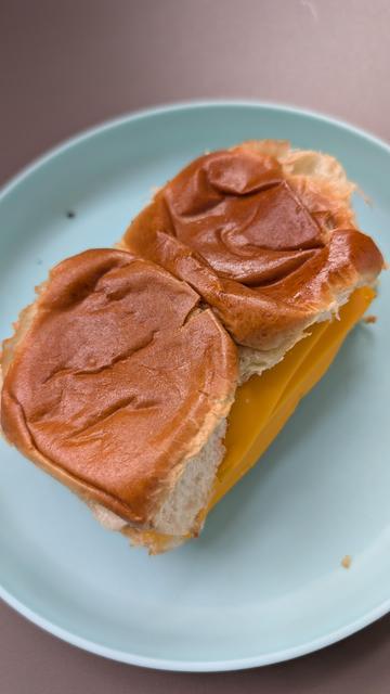 The "Daddy Cheese Melt," as described.