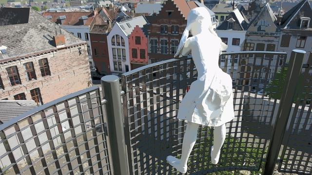 ▪️ View from a balcony (area of Mons with typical houses) [Belgium]
▪️ Vue à partir d’un balcon (quartier de Mons avec des maisons typiques) [Belgique]
▪️ Uitzicht vanaf een balkon (buurt van Mons/Bergen met typische huizen) [België]
▪️ Aussicht von einem Balkon (Viertel von Mons mit typischen Häusern) [Belgien]