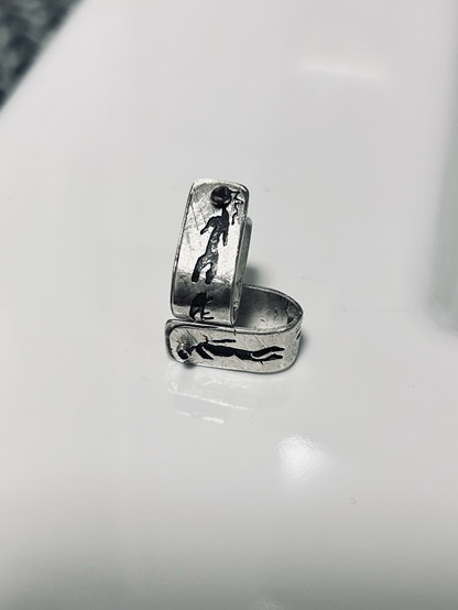 Boucles en argent textures brut oxydées symboles préhistoires 