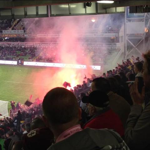 #fcmetz #horda #ultra #fumi #fumigene #grenat #metz