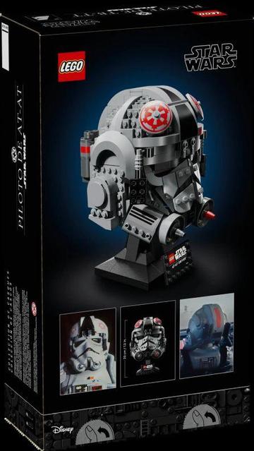 Boîte du set LEGO contenant le casque de conducteur de TB-TT (Transport Blindé- Tout Terrain), environ 700 pièces.
Le logo LEGO est dans le coin supérieur de la boîte, à gauche. Alors que l'autre côté comporte celui de Star Wars.