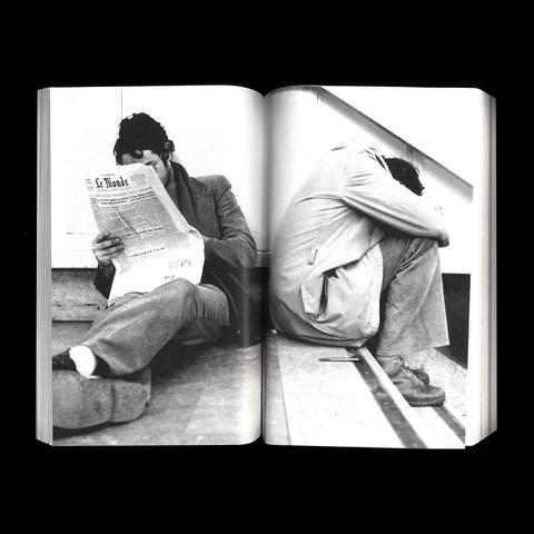 Double page du livre « Blouses blanches et Gwenn ha Du »