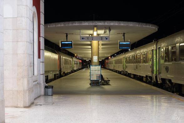 La gare s'endort