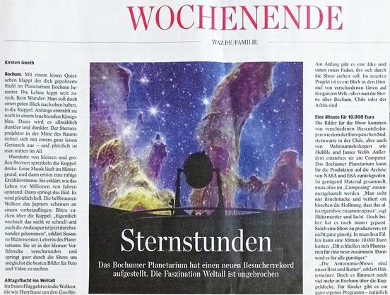Obere Hälfte der Zeitungsseite, dominiert vom Planetariumsprojektor vor den Säulen der Schöpfung, einem Sternentstehungsgebiet.