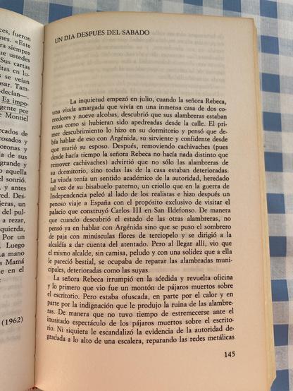 Primera página de “Un día después del sábado”