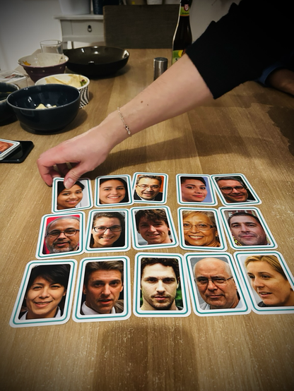 Jeu de carte délit de faciès 