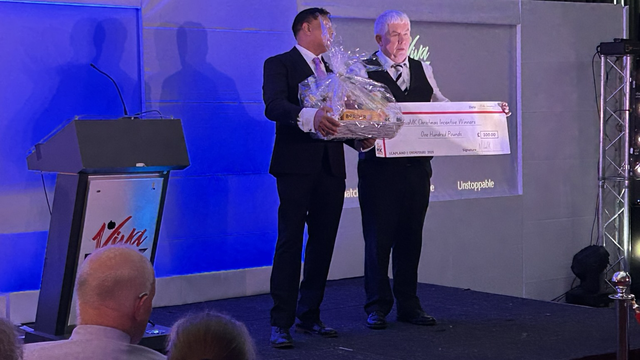 Cheque