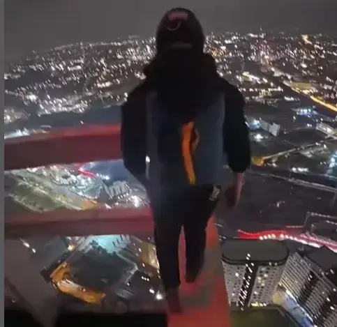 Daredevil Base Jump