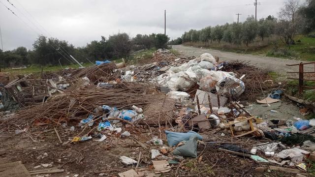 #village #agiosthomas #viotia #liatani #tanagra #dimostanagras σκουπιδοτοπος στην ΕΤΚΑ Αγιος Θωμας Ταναγρας 